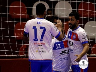 
<a style='margin-left: 5px;' class='btn btn-xs btn-social btn-facebook' href='https://www.facebook.com/sharer/sharer.php?u=https://ko-boladovale.web.getmuller.com.br/imgs/800-800-90/conteudo/fotos/1994/img9769.jpg' rel='popup' data-width='500' data-height='400'><i class='fa fa-facebook'></i>Compartilhar <span class='hidden-xs'>no Facebook</span>
</a> 
<a class='btn btn-default btn-xs' target='_blank' href='imgs/800-800-90/conteudo/fotos/1994/img9769.jpg'>
<span class='glyphicon glyphicon-cloud-download'></span> Salvar
</a> 
<span></span>