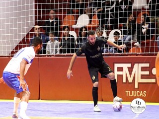 
<a style='margin-left: 5px;' class='btn btn-xs btn-social btn-facebook' href='https://www.facebook.com/sharer/sharer.php?u=https://ko-boladovale.web.getmuller.com.br/imgs/800-800-90/conteudo/fotos/1994/img9801.jpg' rel='popup' data-width='500' data-height='400'><i class='fa fa-facebook'></i>Compartilhar <span class='hidden-xs'>no Facebook</span>
</a> 
<a class='btn btn-default btn-xs' target='_blank' href='imgs/800-800-90/conteudo/fotos/1994/img9801.jpg'>
<span class='glyphicon glyphicon-cloud-download'></span> Salvar
</a> 
<span></span>