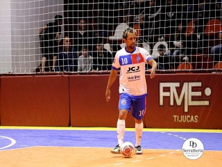 
<a style='margin-left: 5px;' class='btn btn-xs btn-social btn-facebook' href='https://www.facebook.com/sharer/sharer.php?u=https://ko-boladovale.web.getmuller.com.br/imgs/800-800-90/conteudo/fotos/1994/img9804.jpg' rel='popup' data-width='500' data-height='400'><i class='fa fa-facebook'></i>Compartilhar <span class='hidden-xs'>no Facebook</span>
</a> 
<a class='btn btn-default btn-xs' target='_blank' href='imgs/800-800-90/conteudo/fotos/1994/img9804.jpg'>
<span class='glyphicon glyphicon-cloud-download'></span> Salvar
</a> 
<span></span>