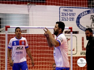 
<a style='margin-left: 5px;' class='btn btn-xs btn-social btn-facebook' href='https://www.facebook.com/sharer/sharer.php?u=https://ko-boladovale.web.getmuller.com.br/imgs/800-800-90/conteudo/fotos/1994/img9863.jpg' rel='popup' data-width='500' data-height='400'><i class='fa fa-facebook'></i>Compartilhar <span class='hidden-xs'>no Facebook</span>
</a> 
<a class='btn btn-default btn-xs' target='_blank' href='imgs/800-800-90/conteudo/fotos/1994/img9863.jpg'>
<span class='glyphicon glyphicon-cloud-download'></span> Salvar
</a> 
<span></span>