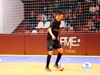 
<a style='margin-left: 5px;' class='btn btn-xs btn-social btn-facebook' href='https://www.facebook.com/sharer/sharer.php?u=https://ko-boladovale.web.getmuller.com.br/imgs/800-800-90/conteudo/fotos/1994/img9891.jpg' rel='popup' data-width='500' data-height='400'><i class='fa fa-facebook'></i>Compartilhar <span class='hidden-xs'>no Facebook</span>
</a> 
<a class='btn btn-default btn-xs' target='_blank' href='imgs/800-800-90/conteudo/fotos/1994/img9891.jpg'>
<span class='glyphicon glyphicon-cloud-download'></span> Salvar
</a> 
<span></span>