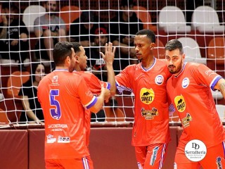 
<a style='margin-left: 5px;' class='btn btn-xs btn-social btn-facebook' href='https://www.facebook.com/sharer/sharer.php?u=https://ko-boladovale.web.getmuller.com.br/imgs/800-800-90/conteudo/fotos/1995/img9910.jpg' rel='popup' data-width='500' data-height='400'><i class='fa fa-facebook'></i>Compartilhar <span class='hidden-xs'>no Facebook</span>
</a> 
<a class='btn btn-default btn-xs' target='_blank' href='imgs/800-800-90/conteudo/fotos/1995/img9910.jpg'>
<span class='glyphicon glyphicon-cloud-download'></span> Salvar
</a> 
<span></span>