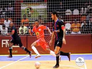 
<a style='margin-left: 5px;' class='btn btn-xs btn-social btn-facebook' href='https://www.facebook.com/sharer/sharer.php?u=https://ko-boladovale.web.getmuller.com.br/imgs/800-800-90/conteudo/fotos/1995/img9927.jpg' rel='popup' data-width='500' data-height='400'><i class='fa fa-facebook'></i>Compartilhar <span class='hidden-xs'>no Facebook</span>
</a> 
<a class='btn btn-default btn-xs' target='_blank' href='imgs/800-800-90/conteudo/fotos/1995/img9927.jpg'>
<span class='glyphicon glyphicon-cloud-download'></span> Salvar
</a> 
<span></span>