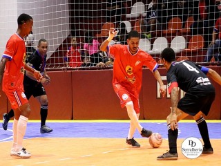 
<a style='margin-left: 5px;' class='btn btn-xs btn-social btn-facebook' href='https://www.facebook.com/sharer/sharer.php?u=https://ko-boladovale.web.getmuller.com.br/imgs/800-800-90/conteudo/fotos/1995/img9935.jpg' rel='popup' data-width='500' data-height='400'><i class='fa fa-facebook'></i>Compartilhar <span class='hidden-xs'>no Facebook</span>
</a> 
<a class='btn btn-default btn-xs' target='_blank' href='imgs/800-800-90/conteudo/fotos/1995/img9935.jpg'>
<span class='glyphicon glyphicon-cloud-download'></span> Salvar
</a> 
<span></span>