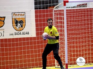 
<a style='margin-left: 5px;' class='btn btn-xs btn-social btn-facebook' href='https://www.facebook.com/sharer/sharer.php?u=https://ko-boladovale.web.getmuller.com.br/imgs/800-800-90/conteudo/fotos/1995/img9954.jpg' rel='popup' data-width='500' data-height='400'><i class='fa fa-facebook'></i>Compartilhar <span class='hidden-xs'>no Facebook</span>
</a> 
<a class='btn btn-default btn-xs' target='_blank' href='imgs/800-800-90/conteudo/fotos/1995/img9954.jpg'>
<span class='glyphicon glyphicon-cloud-download'></span> Salvar
</a> 
<span></span>