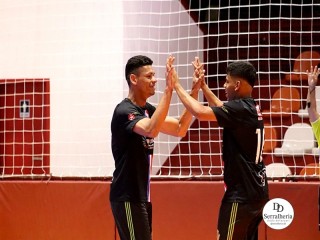 
<a style='margin-left: 5px;' class='btn btn-xs btn-social btn-facebook' href='https://www.facebook.com/sharer/sharer.php?u=https://ko-boladovale.web.getmuller.com.br/imgs/800-800-90/conteudo/fotos/1996/img0120.jpg' rel='popup' data-width='500' data-height='400'><i class='fa fa-facebook'></i>Compartilhar <span class='hidden-xs'>no Facebook</span>
</a> 
<a class='btn btn-default btn-xs' target='_blank' href='imgs/800-800-90/conteudo/fotos/1996/img0120.jpg'>
<span class='glyphicon glyphicon-cloud-download'></span> Salvar
</a> 
<span></span>