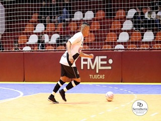 
<a style='margin-left: 5px;' class='btn btn-xs btn-social btn-facebook' href='https://www.facebook.com/sharer/sharer.php?u=https://ko-boladovale.web.getmuller.com.br/imgs/800-800-90/conteudo/fotos/1996/img0127.jpg' rel='popup' data-width='500' data-height='400'><i class='fa fa-facebook'></i>Compartilhar <span class='hidden-xs'>no Facebook</span>
</a> 
<a class='btn btn-default btn-xs' target='_blank' href='imgs/800-800-90/conteudo/fotos/1996/img0127.jpg'>
<span class='glyphicon glyphicon-cloud-download'></span> Salvar
</a> 
<span></span>