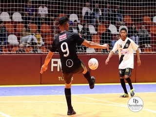 
<a style='margin-left: 5px;' class='btn btn-xs btn-social btn-facebook' href='https://www.facebook.com/sharer/sharer.php?u=https://ko-boladovale.web.getmuller.com.br/imgs/800-800-90/conteudo/fotos/1996/img0138.jpg' rel='popup' data-width='500' data-height='400'><i class='fa fa-facebook'></i>Compartilhar <span class='hidden-xs'>no Facebook</span>
</a> 
<a class='btn btn-default btn-xs' target='_blank' href='imgs/800-800-90/conteudo/fotos/1996/img0138.jpg'>
<span class='glyphicon glyphicon-cloud-download'></span> Salvar
</a> 
<span></span>