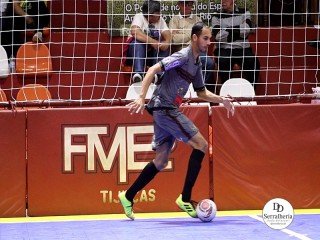 
<a style='margin-left: 5px;' class='btn btn-xs btn-social btn-facebook' href='https://www.facebook.com/sharer/sharer.php?u=https://ko-boladovale.web.getmuller.com.br/imgs/800-800-90/conteudo/fotos/1997/img0245.jpg' rel='popup' data-width='500' data-height='400'><i class='fa fa-facebook'></i>Compartilhar <span class='hidden-xs'>no Facebook</span>
</a> 
<a class='btn btn-default btn-xs' target='_blank' href='imgs/800-800-90/conteudo/fotos/1997/img0245.jpg'>
<span class='glyphicon glyphicon-cloud-download'></span> Salvar
</a> 
<span></span>