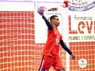 
<a style='margin-left: 5px;' class='btn btn-xs btn-social btn-facebook' href='https://www.facebook.com/sharer/sharer.php?u=https://ko-boladovale.web.getmuller.com.br/imgs/800-800-90/conteudo/fotos/1998/img0351.jpg' rel='popup' data-width='500' data-height='400'><i class='fa fa-facebook'></i>Compartilhar <span class='hidden-xs'>no Facebook</span>
</a> 
<a class='btn btn-default btn-xs' target='_blank' href='imgs/800-800-90/conteudo/fotos/1998/img0351.jpg'>
<span class='glyphicon glyphicon-cloud-download'></span> Salvar
</a> 
<span></span>