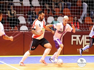 
<a style='margin-left: 5px;' class='btn btn-xs btn-social btn-facebook' href='https://www.facebook.com/sharer/sharer.php?u=https://ko-boladovale.web.getmuller.com.br/imgs/800-800-90/conteudo/fotos/1998/img0357.jpg' rel='popup' data-width='500' data-height='400'><i class='fa fa-facebook'></i>Compartilhar <span class='hidden-xs'>no Facebook</span>
</a> 
<a class='btn btn-default btn-xs' target='_blank' href='imgs/800-800-90/conteudo/fotos/1998/img0357.jpg'>
<span class='glyphicon glyphicon-cloud-download'></span> Salvar
</a> 
<span></span>