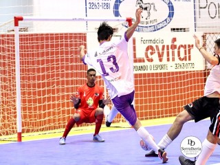 
<a style='margin-left: 5px;' class='btn btn-xs btn-social btn-facebook' href='https://www.facebook.com/sharer/sharer.php?u=https://ko-boladovale.web.getmuller.com.br/imgs/800-800-90/conteudo/fotos/1998/img0363.jpg' rel='popup' data-width='500' data-height='400'><i class='fa fa-facebook'></i>Compartilhar <span class='hidden-xs'>no Facebook</span>
</a> 
<a class='btn btn-default btn-xs' target='_blank' href='imgs/800-800-90/conteudo/fotos/1998/img0363.jpg'>
<span class='glyphicon glyphicon-cloud-download'></span> Salvar
</a> 
<span></span>