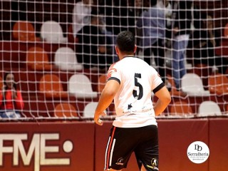 
<a style='margin-left: 5px;' class='btn btn-xs btn-social btn-facebook' href='https://www.facebook.com/sharer/sharer.php?u=https://ko-boladovale.web.getmuller.com.br/imgs/800-800-90/conteudo/fotos/1998/img0372.jpg' rel='popup' data-width='500' data-height='400'><i class='fa fa-facebook'></i>Compartilhar <span class='hidden-xs'>no Facebook</span>
</a> 
<a class='btn btn-default btn-xs' target='_blank' href='imgs/800-800-90/conteudo/fotos/1998/img0372.jpg'>
<span class='glyphicon glyphicon-cloud-download'></span> Salvar
</a> 
<span></span>