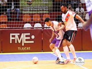 
<a style='margin-left: 5px;' class='btn btn-xs btn-social btn-facebook' href='https://www.facebook.com/sharer/sharer.php?u=https://ko-boladovale.web.getmuller.com.br/imgs/800-800-90/conteudo/fotos/1998/img0394.jpg' rel='popup' data-width='500' data-height='400'><i class='fa fa-facebook'></i>Compartilhar <span class='hidden-xs'>no Facebook</span>
</a> 
<a class='btn btn-default btn-xs' target='_blank' href='imgs/800-800-90/conteudo/fotos/1998/img0394.jpg'>
<span class='glyphicon glyphicon-cloud-download'></span> Salvar
</a> 
<span></span>