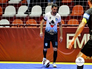 
<a style='margin-left: 5px;' class='btn btn-xs btn-social btn-facebook' href='https://www.facebook.com/sharer/sharer.php?u=https://ko-boladovale.web.getmuller.com.br/imgs/800-800-90/conteudo/fotos/1999/img8004.jpg' rel='popup' data-width='500' data-height='400'><i class='fa fa-facebook'></i>Compartilhar <span class='hidden-xs'>no Facebook</span>
</a> 
<a class='btn btn-default btn-xs' target='_blank' href='imgs/800-800-90/conteudo/fotos/1999/img8004.jpg'>
<span class='glyphicon glyphicon-cloud-download'></span> Salvar
</a> 
<span></span>