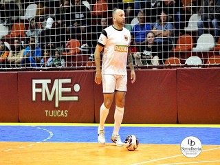 
<a style='margin-left: 5px;' class='btn btn-xs btn-social btn-facebook' href='https://www.facebook.com/sharer/sharer.php?u=https://ko-boladovale.web.getmuller.com.br/imgs/800-800-90/conteudo/fotos/2000/img8121.jpg' rel='popup' data-width='500' data-height='400'><i class='fa fa-facebook'></i>Compartilhar <span class='hidden-xs'>no Facebook</span>
</a> 
<a class='btn btn-default btn-xs' target='_blank' href='imgs/800-800-90/conteudo/fotos/2000/img8121.jpg'>
<span class='glyphicon glyphicon-cloud-download'></span> Salvar
</a> 
<span></span>