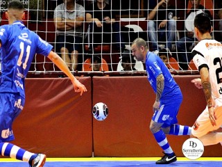 
<a style='margin-left: 5px;' class='btn btn-xs btn-social btn-facebook' href='https://www.facebook.com/sharer/sharer.php?u=https://ko-boladovale.web.getmuller.com.br/imgs/800-800-90/conteudo/fotos/2000/img8131.jpg' rel='popup' data-width='500' data-height='400'><i class='fa fa-facebook'></i>Compartilhar <span class='hidden-xs'>no Facebook</span>
</a> 
<a class='btn btn-default btn-xs' target='_blank' href='imgs/800-800-90/conteudo/fotos/2000/img8131.jpg'>
<span class='glyphicon glyphicon-cloud-download'></span> Salvar
</a> 
<span></span>