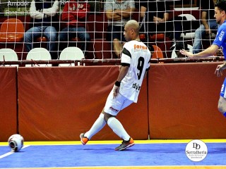 
<a style='margin-left: 5px;' class='btn btn-xs btn-social btn-facebook' href='https://www.facebook.com/sharer/sharer.php?u=https://ko-boladovale.web.getmuller.com.br/imgs/800-800-90/conteudo/fotos/2000/img8180.jpg' rel='popup' data-width='500' data-height='400'><i class='fa fa-facebook'></i>Compartilhar <span class='hidden-xs'>no Facebook</span>
</a> 
<a class='btn btn-default btn-xs' target='_blank' href='imgs/800-800-90/conteudo/fotos/2000/img8180.jpg'>
<span class='glyphicon glyphicon-cloud-download'></span> Salvar
</a> 
<span></span>