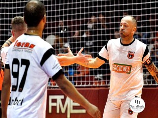 
<a style='margin-left: 5px;' class='btn btn-xs btn-social btn-facebook' href='https://www.facebook.com/sharer/sharer.php?u=https://ko-boladovale.web.getmuller.com.br/imgs/800-800-90/conteudo/fotos/2000/img8210.jpg' rel='popup' data-width='500' data-height='400'><i class='fa fa-facebook'></i>Compartilhar <span class='hidden-xs'>no Facebook</span>
</a> 
<a class='btn btn-default btn-xs' target='_blank' href='imgs/800-800-90/conteudo/fotos/2000/img8210.jpg'>
<span class='glyphicon glyphicon-cloud-download'></span> Salvar
</a> 
<span></span>