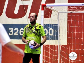 
<a style='margin-left: 5px;' class='btn btn-xs btn-social btn-facebook' href='https://www.facebook.com/sharer/sharer.php?u=https://ko-boladovale.web.getmuller.com.br/imgs/800-800-90/conteudo/fotos/2001/img8246.jpg' rel='popup' data-width='500' data-height='400'><i class='fa fa-facebook'></i>Compartilhar <span class='hidden-xs'>no Facebook</span>
</a> 
<a class='btn btn-default btn-xs' target='_blank' href='imgs/800-800-90/conteudo/fotos/2001/img8246.jpg'>
<span class='glyphicon glyphicon-cloud-download'></span> Salvar
</a> 
<span></span>