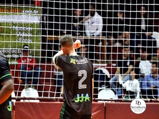 
<a style='margin-left: 5px;' class='btn btn-xs btn-social btn-facebook' href='https://www.facebook.com/sharer/sharer.php?u=https://ko-boladovale.web.getmuller.com.br/imgs/800-800-90/conteudo/fotos/2001/img8315.jpg' rel='popup' data-width='500' data-height='400'><i class='fa fa-facebook'></i>Compartilhar <span class='hidden-xs'>no Facebook</span>
</a> 
<a class='btn btn-default btn-xs' target='_blank' href='imgs/800-800-90/conteudo/fotos/2001/img8315.jpg'>
<span class='glyphicon glyphicon-cloud-download'></span> Salvar
</a> 
<span></span>