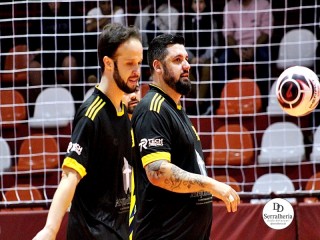 
<a style='margin-left: 5px;' class='btn btn-xs btn-social btn-facebook' href='https://www.facebook.com/sharer/sharer.php?u=https://ko-boladovale.web.getmuller.com.br/imgs/800-800-90/conteudo/fotos/2002/img8378.jpg' rel='popup' data-width='500' data-height='400'><i class='fa fa-facebook'></i>Compartilhar <span class='hidden-xs'>no Facebook</span>
</a> 
<a class='btn btn-default btn-xs' target='_blank' href='imgs/800-800-90/conteudo/fotos/2002/img8378.jpg'>
<span class='glyphicon glyphicon-cloud-download'></span> Salvar
</a> 
<span></span>