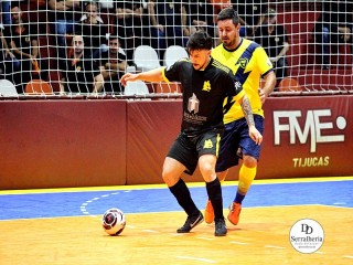 
<a style='margin-left: 5px;' class='btn btn-xs btn-social btn-facebook' href='https://www.facebook.com/sharer/sharer.php?u=https://ko-boladovale.web.getmuller.com.br/imgs/800-800-90/conteudo/fotos/2002/img8405.jpg' rel='popup' data-width='500' data-height='400'><i class='fa fa-facebook'></i>Compartilhar <span class='hidden-xs'>no Facebook</span>
</a> 
<a class='btn btn-default btn-xs' target='_blank' href='imgs/800-800-90/conteudo/fotos/2002/img8405.jpg'>
<span class='glyphicon glyphicon-cloud-download'></span> Salvar
</a> 
<span></span>