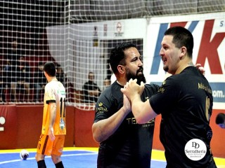 
<a style='margin-left: 5px;' class='btn btn-xs btn-social btn-facebook' href='https://www.facebook.com/sharer/sharer.php?u=https://ko-boladovale.web.getmuller.com.br/imgs/800-800-90/conteudo/fotos/2003/img8494.jpg' rel='popup' data-width='500' data-height='400'><i class='fa fa-facebook'></i>Compartilhar <span class='hidden-xs'>no Facebook</span>
</a> 
<a class='btn btn-default btn-xs' target='_blank' href='imgs/800-800-90/conteudo/fotos/2003/img8494.jpg'>
<span class='glyphicon glyphicon-cloud-download'></span> Salvar
</a> 
<span></span>