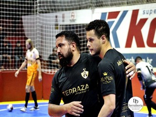 
<a style='margin-left: 5px;' class='btn btn-xs btn-social btn-facebook' href='https://www.facebook.com/sharer/sharer.php?u=https://ko-boladovale.web.getmuller.com.br/imgs/800-800-90/conteudo/fotos/2003/img8496.jpg' rel='popup' data-width='500' data-height='400'><i class='fa fa-facebook'></i>Compartilhar <span class='hidden-xs'>no Facebook</span>
</a> 
<a class='btn btn-default btn-xs' target='_blank' href='imgs/800-800-90/conteudo/fotos/2003/img8496.jpg'>
<span class='glyphicon glyphicon-cloud-download'></span> Salvar
</a> 
<span></span>