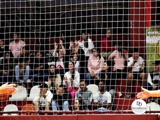 
<a style='margin-left: 5px;' class='btn btn-xs btn-social btn-facebook' href='https://www.facebook.com/sharer/sharer.php?u=https://ko-boladovale.web.getmuller.com.br/imgs/800-800-90/conteudo/fotos/2003/img8505.jpg' rel='popup' data-width='500' data-height='400'><i class='fa fa-facebook'></i>Compartilhar <span class='hidden-xs'>no Facebook</span>
</a> 
<a class='btn btn-default btn-xs' target='_blank' href='imgs/800-800-90/conteudo/fotos/2003/img8505.jpg'>
<span class='glyphicon glyphicon-cloud-download'></span> Salvar
</a> 
<span></span>