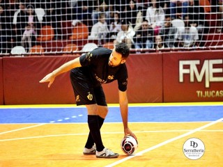 
<a style='margin-left: 5px;' class='btn btn-xs btn-social btn-facebook' href='https://www.facebook.com/sharer/sharer.php?u=https://ko-boladovale.web.getmuller.com.br/imgs/800-800-90/conteudo/fotos/2003/img8550.jpg' rel='popup' data-width='500' data-height='400'><i class='fa fa-facebook'></i>Compartilhar <span class='hidden-xs'>no Facebook</span>
</a> 
<a class='btn btn-default btn-xs' target='_blank' href='imgs/800-800-90/conteudo/fotos/2003/img8550.jpg'>
<span class='glyphicon glyphicon-cloud-download'></span> Salvar
</a> 
<span></span>