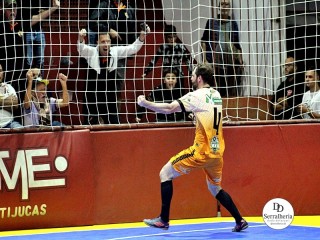 
<a style='margin-left: 5px;' class='btn btn-xs btn-social btn-facebook' href='https://www.facebook.com/sharer/sharer.php?u=https://ko-boladovale.web.getmuller.com.br/imgs/800-800-90/conteudo/fotos/2003/img8562.jpg' rel='popup' data-width='500' data-height='400'><i class='fa fa-facebook'></i>Compartilhar <span class='hidden-xs'>no Facebook</span>
</a> 
<a class='btn btn-default btn-xs' target='_blank' href='imgs/800-800-90/conteudo/fotos/2003/img8562.jpg'>
<span class='glyphicon glyphicon-cloud-download'></span> Salvar
</a> 
<span></span>