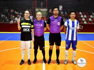 
<a style='margin-left: 5px;' class='btn btn-xs btn-social btn-facebook' href='https://www.facebook.com/sharer/sharer.php?u=https://ko-boladovale.web.getmuller.com.br/imgs/800-800-90/conteudo/fotos/2004/img2369.jpg' rel='popup' data-width='500' data-height='400'><i class='fa fa-facebook'></i>Compartilhar <span class='hidden-xs'>no Facebook</span>
</a> 
<a class='btn btn-default btn-xs' target='_blank' href='imgs/800-800-90/conteudo/fotos/2004/img2369.jpg'>
<span class='glyphicon glyphicon-cloud-download'></span> Salvar
</a> 
<span></span>