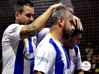 
<a style='margin-left: 5px;' class='btn btn-xs btn-social btn-facebook' href='https://www.facebook.com/sharer/sharer.php?u=https://ko-boladovale.web.getmuller.com.br/imgs/800-800-90/conteudo/fotos/2004/img8627.jpg' rel='popup' data-width='500' data-height='400'><i class='fa fa-facebook'></i>Compartilhar <span class='hidden-xs'>no Facebook</span>
</a> 
<a class='btn btn-default btn-xs' target='_blank' href='imgs/800-800-90/conteudo/fotos/2004/img8627.jpg'>
<span class='glyphicon glyphicon-cloud-download'></span> Salvar
</a> 
<span></span>