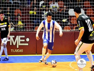 
<a style='margin-left: 5px;' class='btn btn-xs btn-social btn-facebook' href='https://www.facebook.com/sharer/sharer.php?u=https://ko-boladovale.web.getmuller.com.br/imgs/800-800-90/conteudo/fotos/2004/img8659.jpg' rel='popup' data-width='500' data-height='400'><i class='fa fa-facebook'></i>Compartilhar <span class='hidden-xs'>no Facebook</span>
</a> 
<a class='btn btn-default btn-xs' target='_blank' href='imgs/800-800-90/conteudo/fotos/2004/img8659.jpg'>
<span class='glyphicon glyphicon-cloud-download'></span> Salvar
</a> 
<span></span>