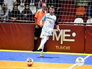 
<a style='margin-left: 5px;' class='btn btn-xs btn-social btn-facebook' href='https://www.facebook.com/sharer/sharer.php?u=https://ko-boladovale.web.getmuller.com.br/imgs/800-800-90/conteudo/fotos/2006/img8811.jpg' rel='popup' data-width='500' data-height='400'><i class='fa fa-facebook'></i>Compartilhar <span class='hidden-xs'>no Facebook</span>
</a> 
<a class='btn btn-default btn-xs' target='_blank' href='imgs/800-800-90/conteudo/fotos/2006/img8811.jpg'>
<span class='glyphicon glyphicon-cloud-download'></span> Salvar
</a> 
<span></span>