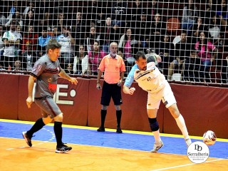 
<a style='margin-left: 5px;' class='btn btn-xs btn-social btn-facebook' href='https://www.facebook.com/sharer/sharer.php?u=https://ko-boladovale.web.getmuller.com.br/imgs/800-800-90/conteudo/fotos/2006/img8826.jpg' rel='popup' data-width='500' data-height='400'><i class='fa fa-facebook'></i>Compartilhar <span class='hidden-xs'>no Facebook</span>
</a> 
<a class='btn btn-default btn-xs' target='_blank' href='imgs/800-800-90/conteudo/fotos/2006/img8826.jpg'>
<span class='glyphicon glyphicon-cloud-download'></span> Salvar
</a> 
<span></span>