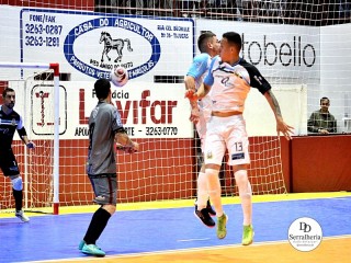 
<a style='margin-left: 5px;' class='btn btn-xs btn-social btn-facebook' href='https://www.facebook.com/sharer/sharer.php?u=https://ko-boladovale.web.getmuller.com.br/imgs/800-800-90/conteudo/fotos/2006/img8840.jpg' rel='popup' data-width='500' data-height='400'><i class='fa fa-facebook'></i>Compartilhar <span class='hidden-xs'>no Facebook</span>
</a> 
<a class='btn btn-default btn-xs' target='_blank' href='imgs/800-800-90/conteudo/fotos/2006/img8840.jpg'>
<span class='glyphicon glyphicon-cloud-download'></span> Salvar
</a> 
<span></span>