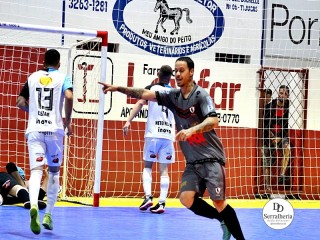 
<a style='margin-left: 5px;' class='btn btn-xs btn-social btn-facebook' href='https://www.facebook.com/sharer/sharer.php?u=https://ko-boladovale.web.getmuller.com.br/imgs/800-800-90/conteudo/fotos/2006/img8844.jpg' rel='popup' data-width='500' data-height='400'><i class='fa fa-facebook'></i>Compartilhar <span class='hidden-xs'>no Facebook</span>
</a> 
<a class='btn btn-default btn-xs' target='_blank' href='imgs/800-800-90/conteudo/fotos/2006/img8844.jpg'>
<span class='glyphicon glyphicon-cloud-download'></span> Salvar
</a> 
<span></span>