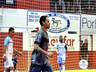 
<a style='margin-left: 5px;' class='btn btn-xs btn-social btn-facebook' href='https://www.facebook.com/sharer/sharer.php?u=https://ko-boladovale.web.getmuller.com.br/imgs/800-800-90/conteudo/fotos/2006/img8846.jpg' rel='popup' data-width='500' data-height='400'><i class='fa fa-facebook'></i>Compartilhar <span class='hidden-xs'>no Facebook</span>
</a> 
<a class='btn btn-default btn-xs' target='_blank' href='imgs/800-800-90/conteudo/fotos/2006/img8846.jpg'>
<span class='glyphicon glyphicon-cloud-download'></span> Salvar
</a> 
<span></span>