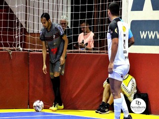 
<a style='margin-left: 5px;' class='btn btn-xs btn-social btn-facebook' href='https://www.facebook.com/sharer/sharer.php?u=https://ko-boladovale.web.getmuller.com.br/imgs/800-800-90/conteudo/fotos/2006/img8884.jpg' rel='popup' data-width='500' data-height='400'><i class='fa fa-facebook'></i>Compartilhar <span class='hidden-xs'>no Facebook</span>
</a> 
<a class='btn btn-default btn-xs' target='_blank' href='imgs/800-800-90/conteudo/fotos/2006/img8884.jpg'>
<span class='glyphicon glyphicon-cloud-download'></span> Salvar
</a> 
<span></span>