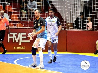 
<a style='margin-left: 5px;' class='btn btn-xs btn-social btn-facebook' href='https://www.facebook.com/sharer/sharer.php?u=https://ko-boladovale.web.getmuller.com.br/imgs/800-800-90/conteudo/fotos/2006/img8890.jpg' rel='popup' data-width='500' data-height='400'><i class='fa fa-facebook'></i>Compartilhar <span class='hidden-xs'>no Facebook</span>
</a> 
<a class='btn btn-default btn-xs' target='_blank' href='imgs/800-800-90/conteudo/fotos/2006/img8890.jpg'>
<span class='glyphicon glyphicon-cloud-download'></span> Salvar
</a> 
<span></span>