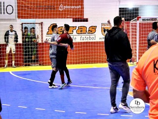 
<a style='margin-left: 5px;' class='btn btn-xs btn-social btn-facebook' href='https://www.facebook.com/sharer/sharer.php?u=https://ko-boladovale.web.getmuller.com.br/imgs/800-800-90/conteudo/fotos/2006/img8917-3.jpg' rel='popup' data-width='500' data-height='400'><i class='fa fa-facebook'></i>Compartilhar <span class='hidden-xs'>no Facebook</span>
</a> 
<a class='btn btn-default btn-xs' target='_blank' href='imgs/800-800-90/conteudo/fotos/2006/img8917-3.jpg'>
<span class='glyphicon glyphicon-cloud-download'></span> Salvar
</a> 
<span></span>