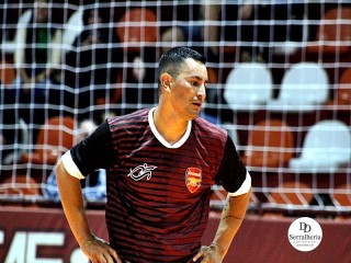 
<a style='margin-left: 5px;' class='btn btn-xs btn-social btn-facebook' href='https://www.facebook.com/sharer/sharer.php?u=https://ko-boladovale.web.getmuller.com.br/imgs/800-800-90/conteudo/fotos/2007/img8957.jpg' rel='popup' data-width='500' data-height='400'><i class='fa fa-facebook'></i>Compartilhar <span class='hidden-xs'>no Facebook</span>
</a> 
<a class='btn btn-default btn-xs' target='_blank' href='imgs/800-800-90/conteudo/fotos/2007/img8957.jpg'>
<span class='glyphicon glyphicon-cloud-download'></span> Salvar
</a> 
<span></span>