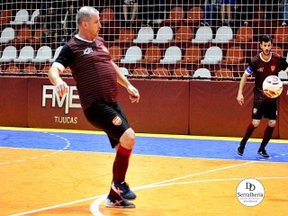 
<a style='margin-left: 5px;' class='btn btn-xs btn-social btn-facebook' href='https://www.facebook.com/sharer/sharer.php?u=https://ko-boladovale.web.getmuller.com.br/imgs/800-800-90/conteudo/fotos/2007/img8977.jpg' rel='popup' data-width='500' data-height='400'><i class='fa fa-facebook'></i>Compartilhar <span class='hidden-xs'>no Facebook</span>
</a> 
<a class='btn btn-default btn-xs' target='_blank' href='imgs/800-800-90/conteudo/fotos/2007/img8977.jpg'>
<span class='glyphicon glyphicon-cloud-download'></span> Salvar
</a> 
<span></span>