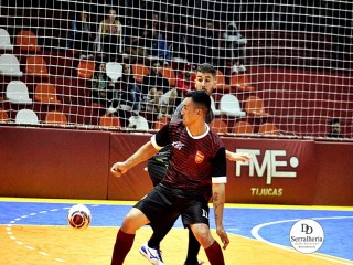 
<a style='margin-left: 5px;' class='btn btn-xs btn-social btn-facebook' href='https://www.facebook.com/sharer/sharer.php?u=https://ko-boladovale.web.getmuller.com.br/imgs/800-800-90/conteudo/fotos/2007/img8982.jpg' rel='popup' data-width='500' data-height='400'><i class='fa fa-facebook'></i>Compartilhar <span class='hidden-xs'>no Facebook</span>
</a> 
<a class='btn btn-default btn-xs' target='_blank' href='imgs/800-800-90/conteudo/fotos/2007/img8982.jpg'>
<span class='glyphicon glyphicon-cloud-download'></span> Salvar
</a> 
<span></span>