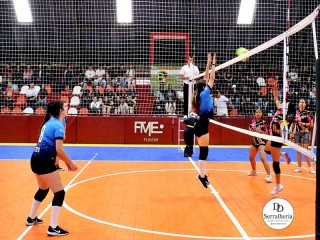 
<a style='margin-left: 5px;' class='btn btn-xs btn-social btn-facebook' href='https://www.facebook.com/sharer/sharer.php?u=https://ko-boladovale.web.getmuller.com.br/imgs/800-800-90/conteudo/fotos/2008/img2485.jpg' rel='popup' data-width='500' data-height='400'><i class='fa fa-facebook'></i>Compartilhar <span class='hidden-xs'>no Facebook</span>
</a> 
<a class='btn btn-default btn-xs' target='_blank' href='imgs/800-800-90/conteudo/fotos/2008/img2485.jpg'>
<span class='glyphicon glyphicon-cloud-download'></span> Salvar
</a> 
<span></span>