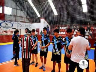 
<a style='margin-left: 5px;' class='btn btn-xs btn-social btn-facebook' href='https://www.facebook.com/sharer/sharer.php?u=https://ko-boladovale.web.getmuller.com.br/imgs/800-800-90/conteudo/fotos/2009/img2603.jpg' rel='popup' data-width='500' data-height='400'><i class='fa fa-facebook'></i>Compartilhar <span class='hidden-xs'>no Facebook</span>
</a> 
<a class='btn btn-default btn-xs' target='_blank' href='imgs/800-800-90/conteudo/fotos/2009/img2603.jpg'>
<span class='glyphicon glyphicon-cloud-download'></span> Salvar
</a> 
<span></span>