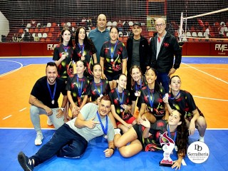 
<a style='margin-left: 5px;' class='btn btn-xs btn-social btn-facebook' href='https://www.facebook.com/sharer/sharer.php?u=https://ko-boladovale.web.getmuller.com.br/imgs/800-800-90/conteudo/fotos/2009/img2884.jpg' rel='popup' data-width='500' data-height='400'><i class='fa fa-facebook'></i>Compartilhar <span class='hidden-xs'>no Facebook</span>
</a> 
<a class='btn btn-default btn-xs' target='_blank' href='imgs/800-800-90/conteudo/fotos/2009/img2884.jpg'>
<span class='glyphicon glyphicon-cloud-download'></span> Salvar
</a> 
<span></span>