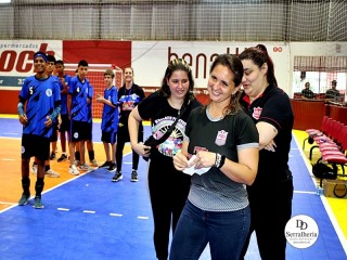 
<a style='margin-left: 5px;' class='btn btn-xs btn-social btn-facebook' href='https://www.facebook.com/sharer/sharer.php?u=https://ko-boladovale.web.getmuller.com.br/imgs/800-800-90/conteudo/fotos/2009/img2893.jpg' rel='popup' data-width='500' data-height='400'><i class='fa fa-facebook'></i>Compartilhar <span class='hidden-xs'>no Facebook</span>
</a> 
<a class='btn btn-default btn-xs' target='_blank' href='imgs/800-800-90/conteudo/fotos/2009/img2893.jpg'>
<span class='glyphicon glyphicon-cloud-download'></span> Salvar
</a> 
<span></span>